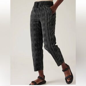 Athleta Arrival Amara Striped Black‎ Ankle Pants Size 8